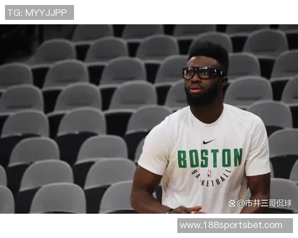 NBA新赛季小前锋评选结果揭晓杰伦布朗荣膺最佳称号