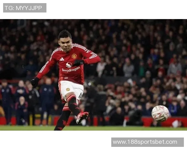 曼联续约卡塞米罗需谨慎考虑年纪因素尽管他表现出色