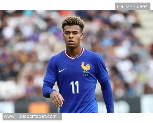 法媒报道杜埃伤缺几周巴黎期待年底前复出 法媒报道杜埃伤缺几周巴黎期待年底前复出