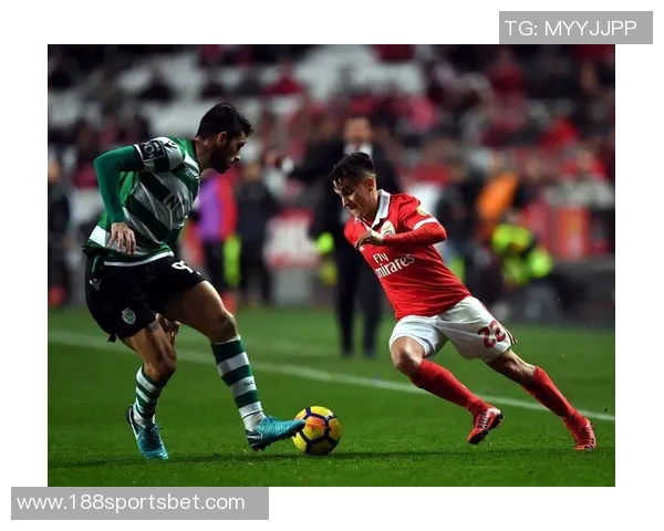 本菲卡对那不勒斯卢卡租借和买断费用表示不满